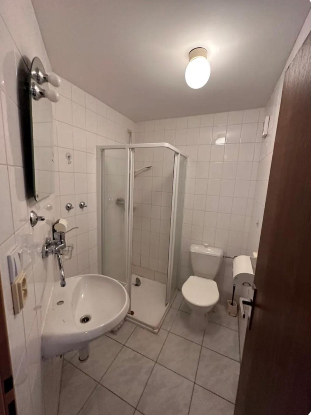 Private Apartment Near The Centre บราติสลาวา ภายนอก รูปภาพ
